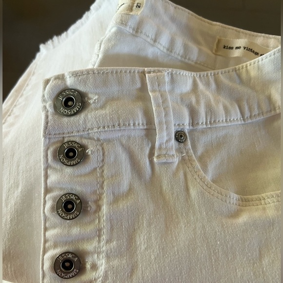 Jessica Simpson kiss me vintage skinny jeans - Picture 14 of 17